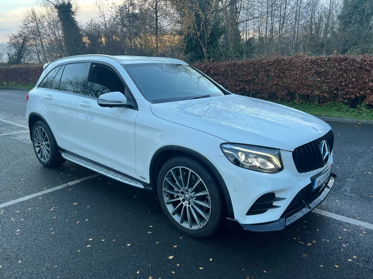 ** MERCEDES GLC220D AMG NIGHT EDITION ** - Image 2