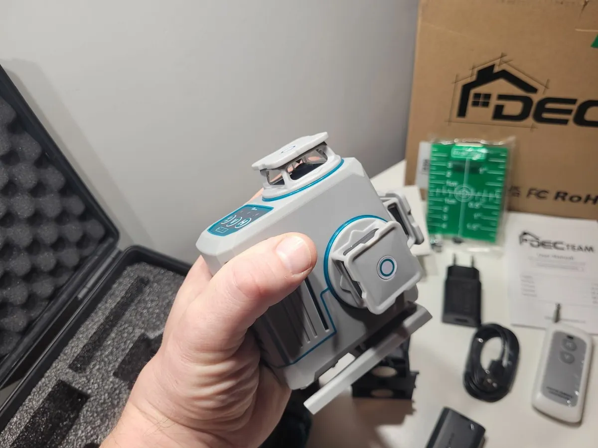 New 4D Green Laser Level 4x360 - Image 4