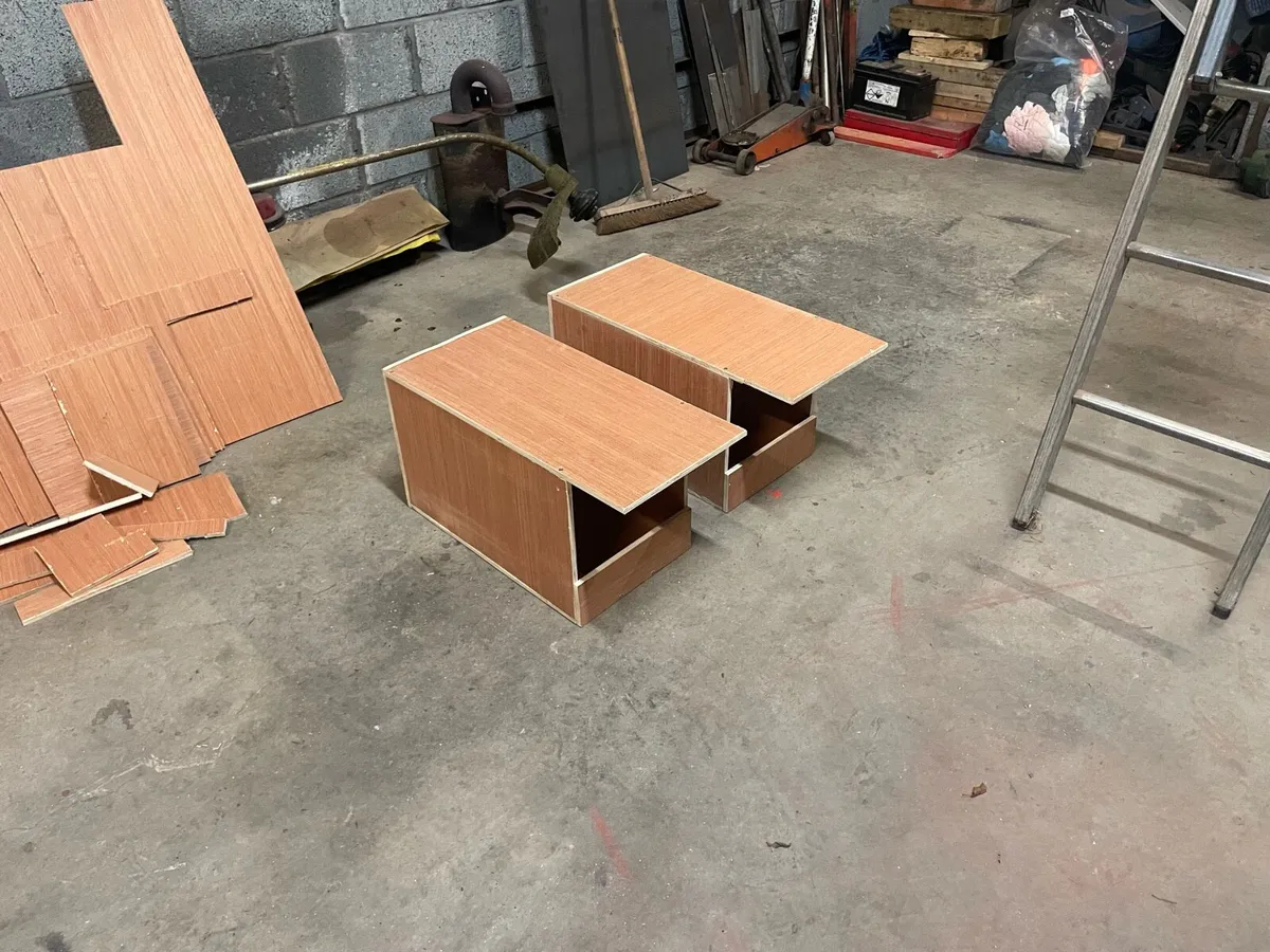 Kestrel boxes - Image 1