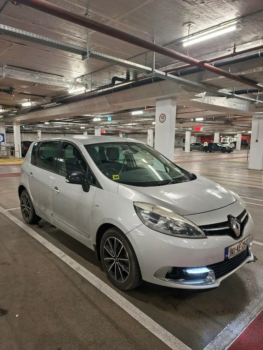 RENAULT SCENIC 2014 NEW NCT 1 OWNER - Image 2