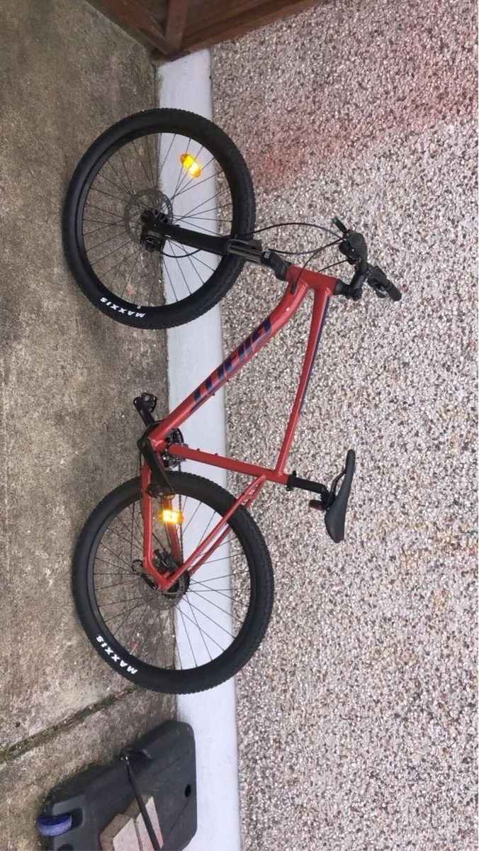 Giant Talon Mountain Bike