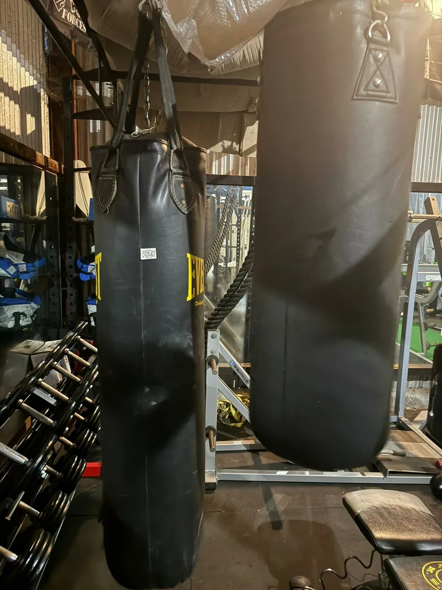 Heavy Punch Bag - Image 4