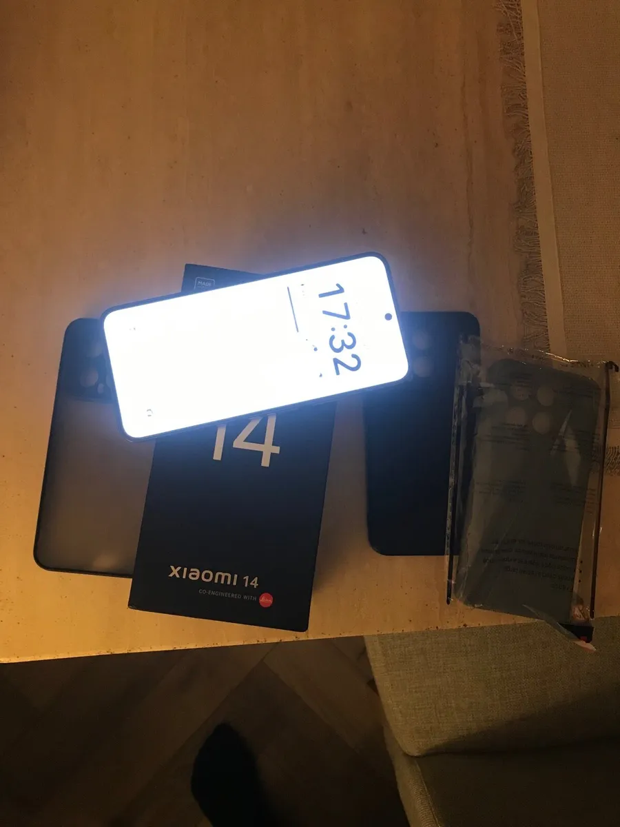 Xiaomi 14 unlocked 5G - Image 2