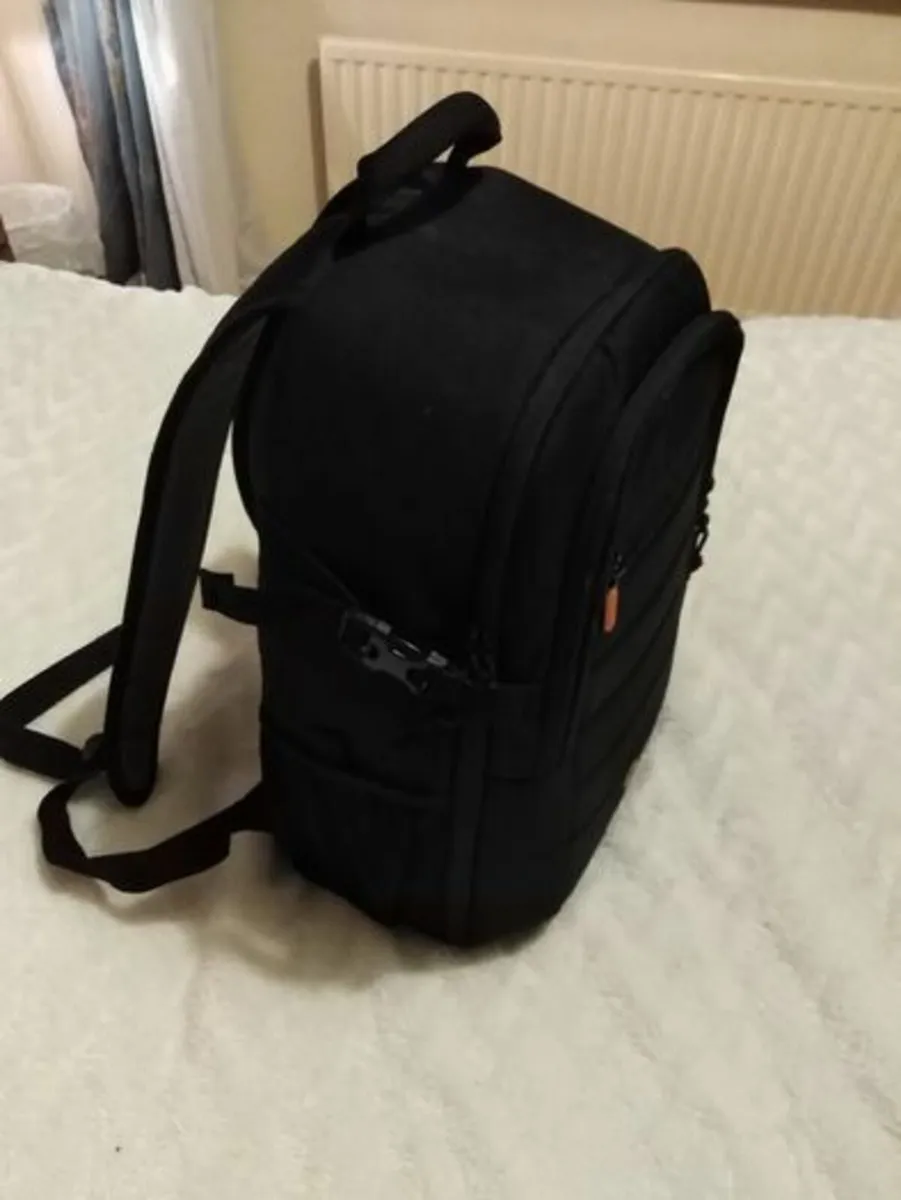 Lowepro Camera Bag - Image 3