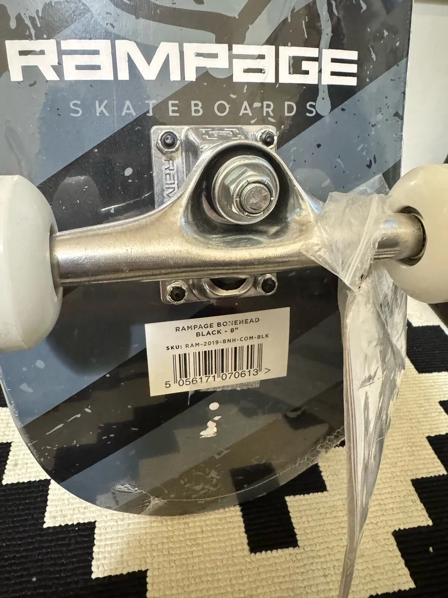 Skate board - Image 3