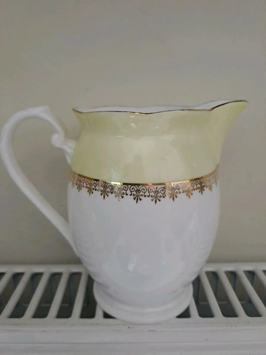 Royal Grafton creamer - Image 3