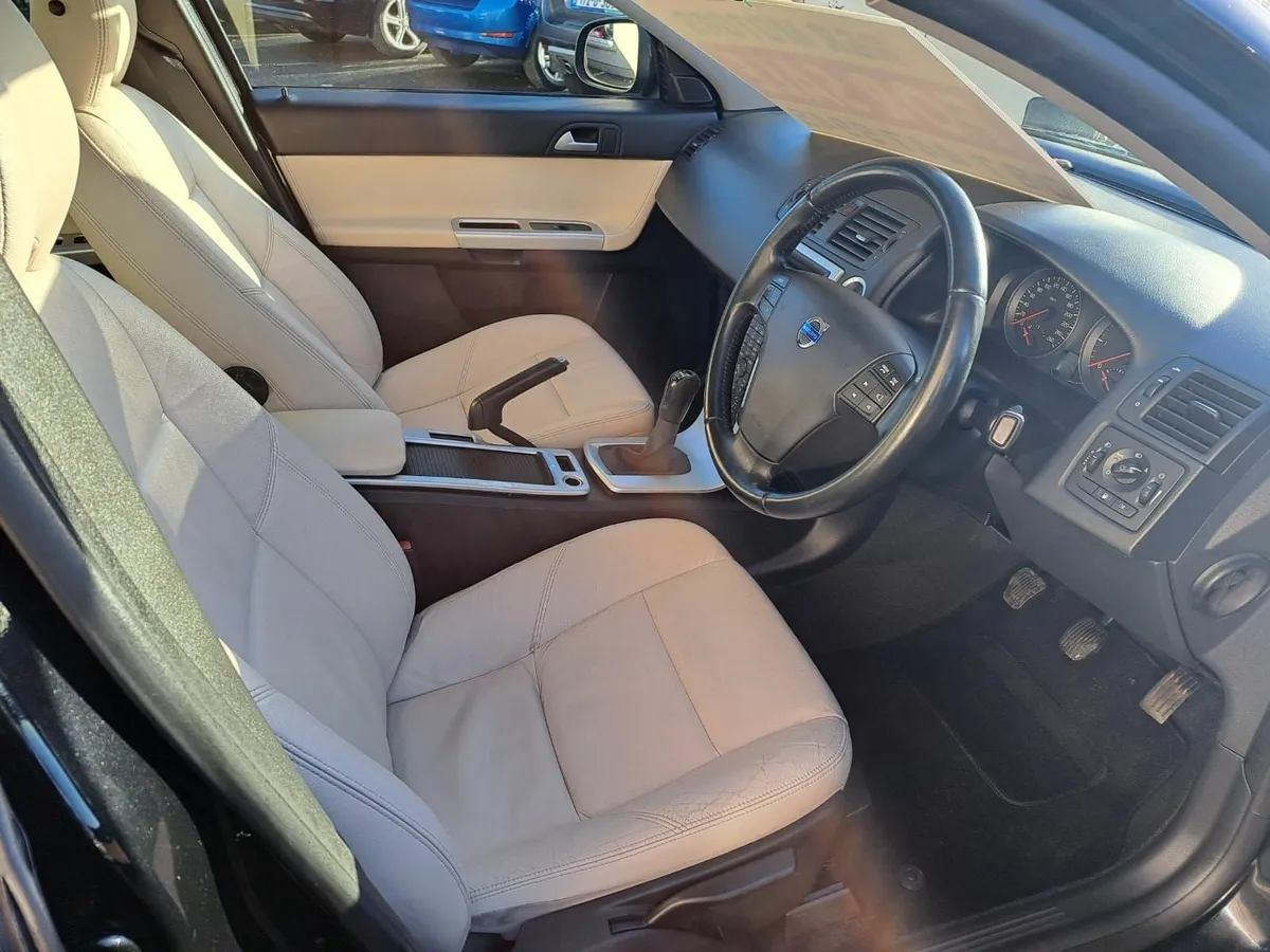 Volvo S40 2012 1.6 diesel New T.belt Long  Nct Tax - Image 4