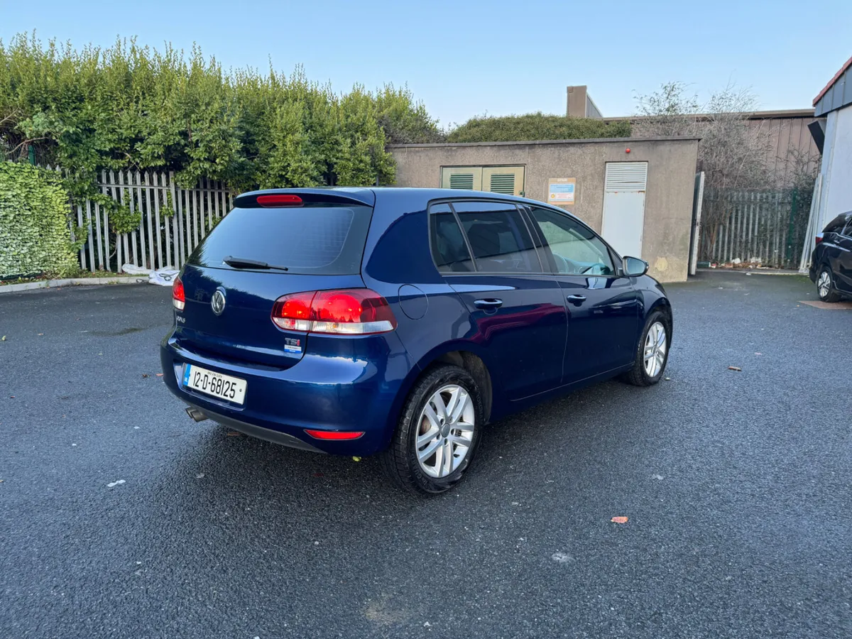 Volkswagen Golf 2012 Automatic low mileage 52 km - Image 4