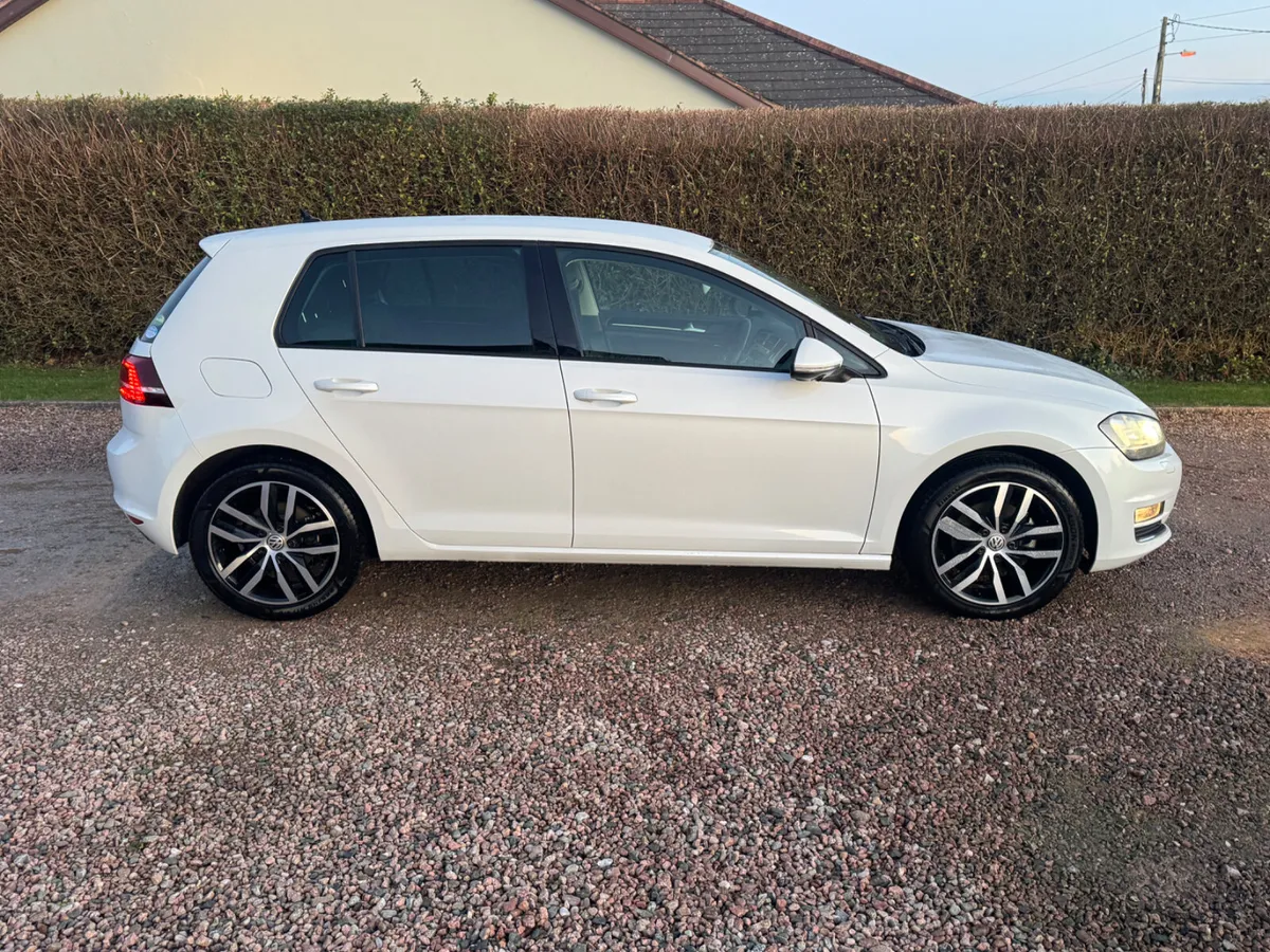 162 Volkswagen Golf Highline 1.4 DSG - Image 3