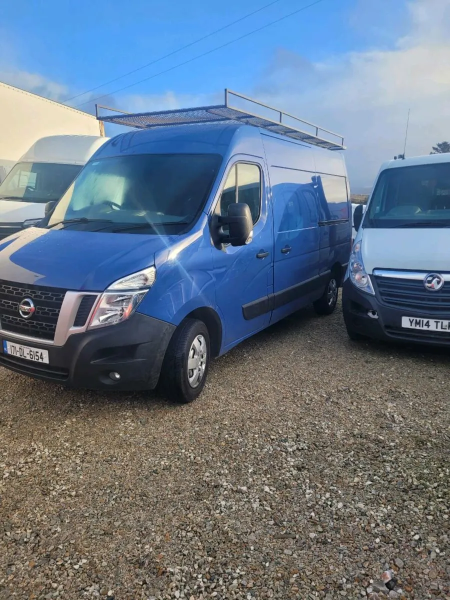 2017 Nissan nv400 mwb - Image 2
