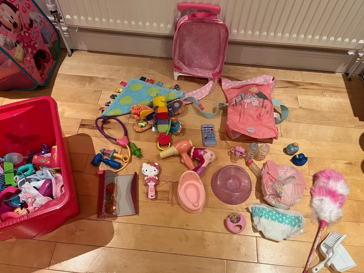 Dolls and accessories - Image 2