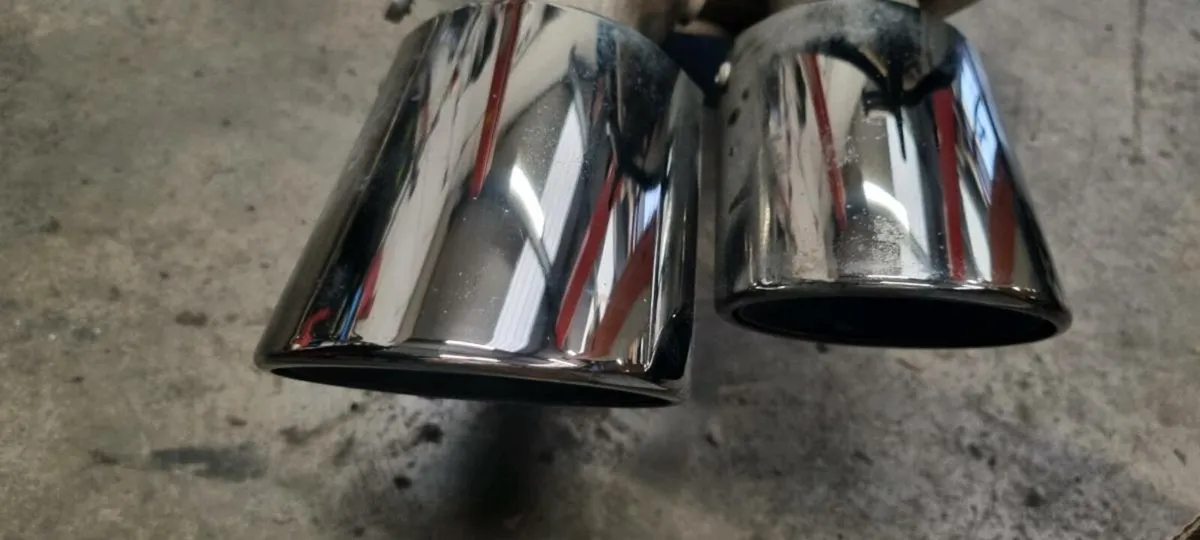 2025 Porsche panamera e-hybrid exhaust - Image 1