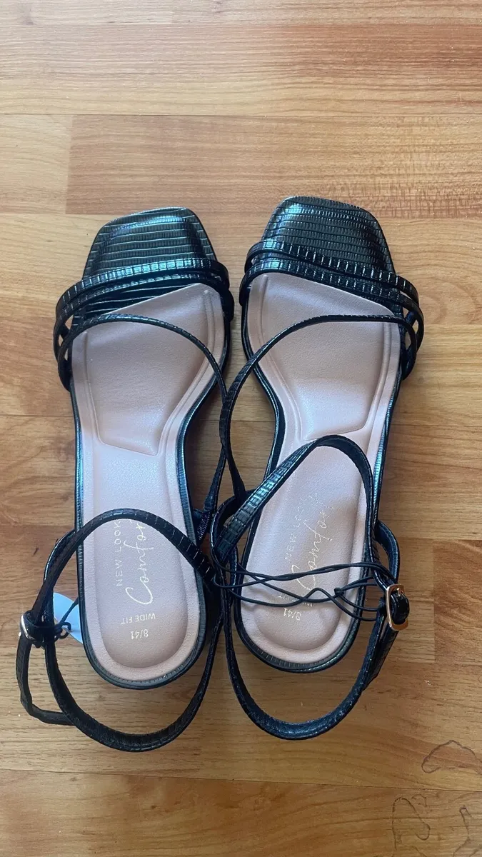 New sandals 8 - Image 1