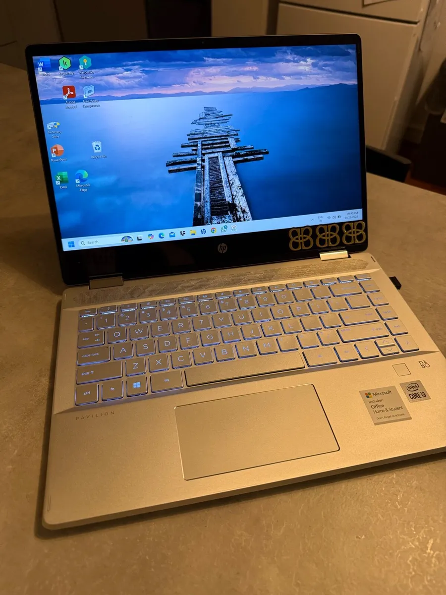 Hp pavilion x360 convertible 14’’ - Image 1