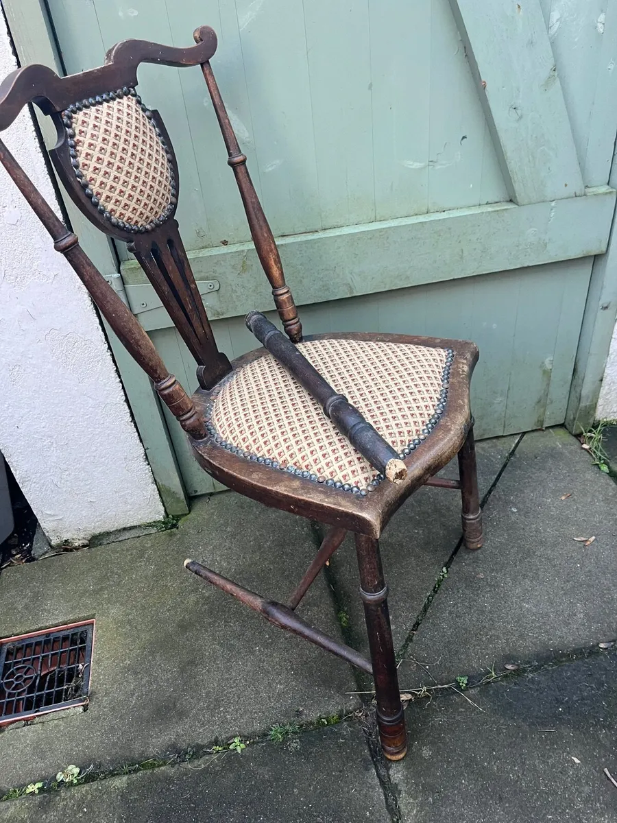 Antique  chair - Image 2