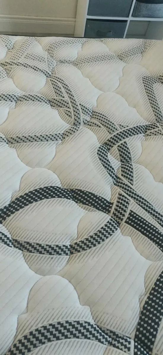 Single mattress - Image 3