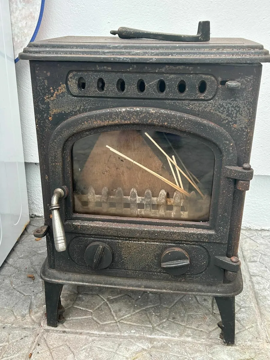 Wood fire burning stove