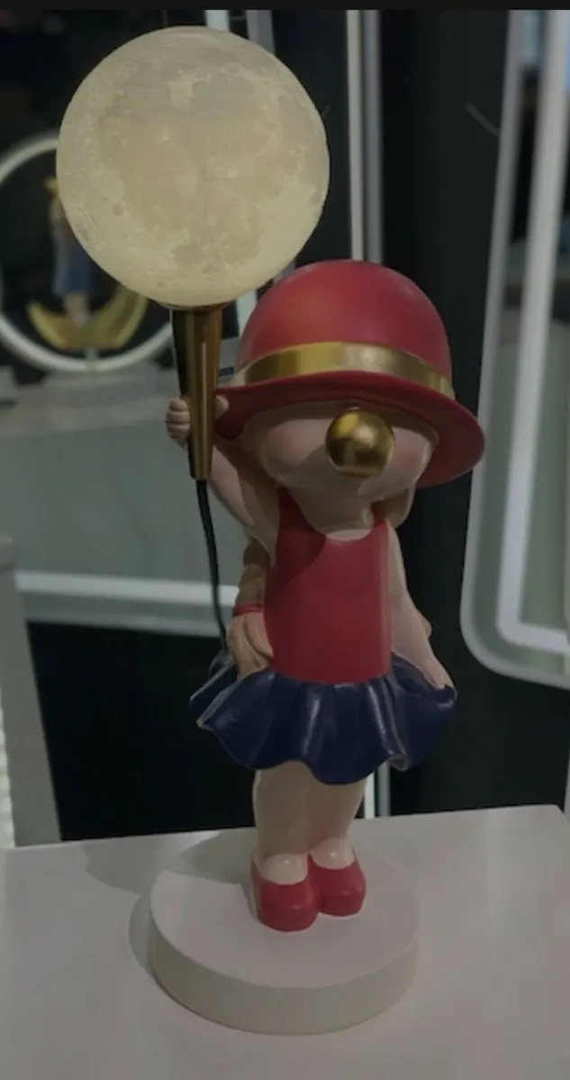 Unique Lamp - Image 2