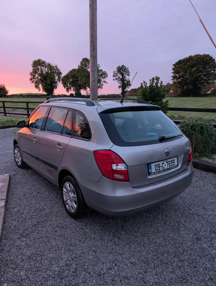 Skoda Fabia 2009 - Image 2