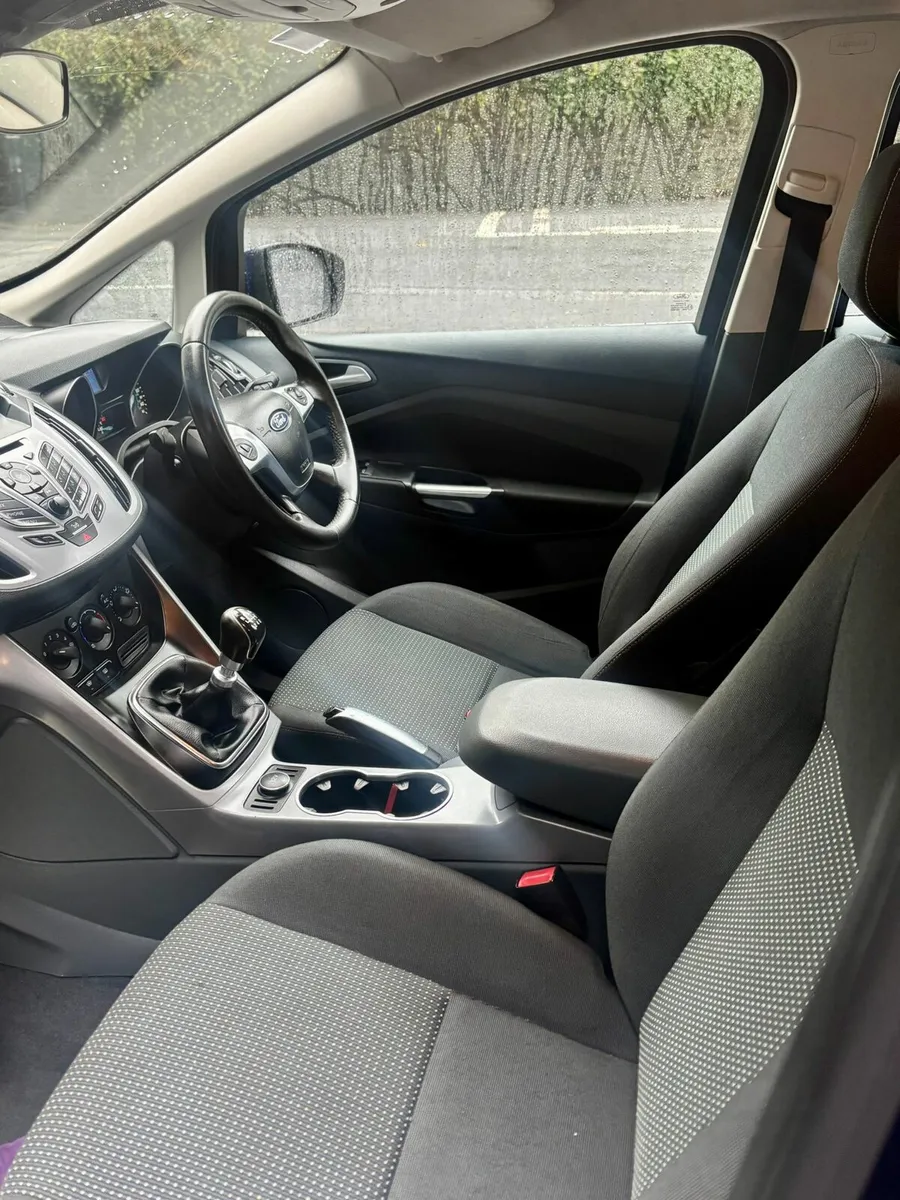 Ford c max 151 12 month nct €7500 - Image 4