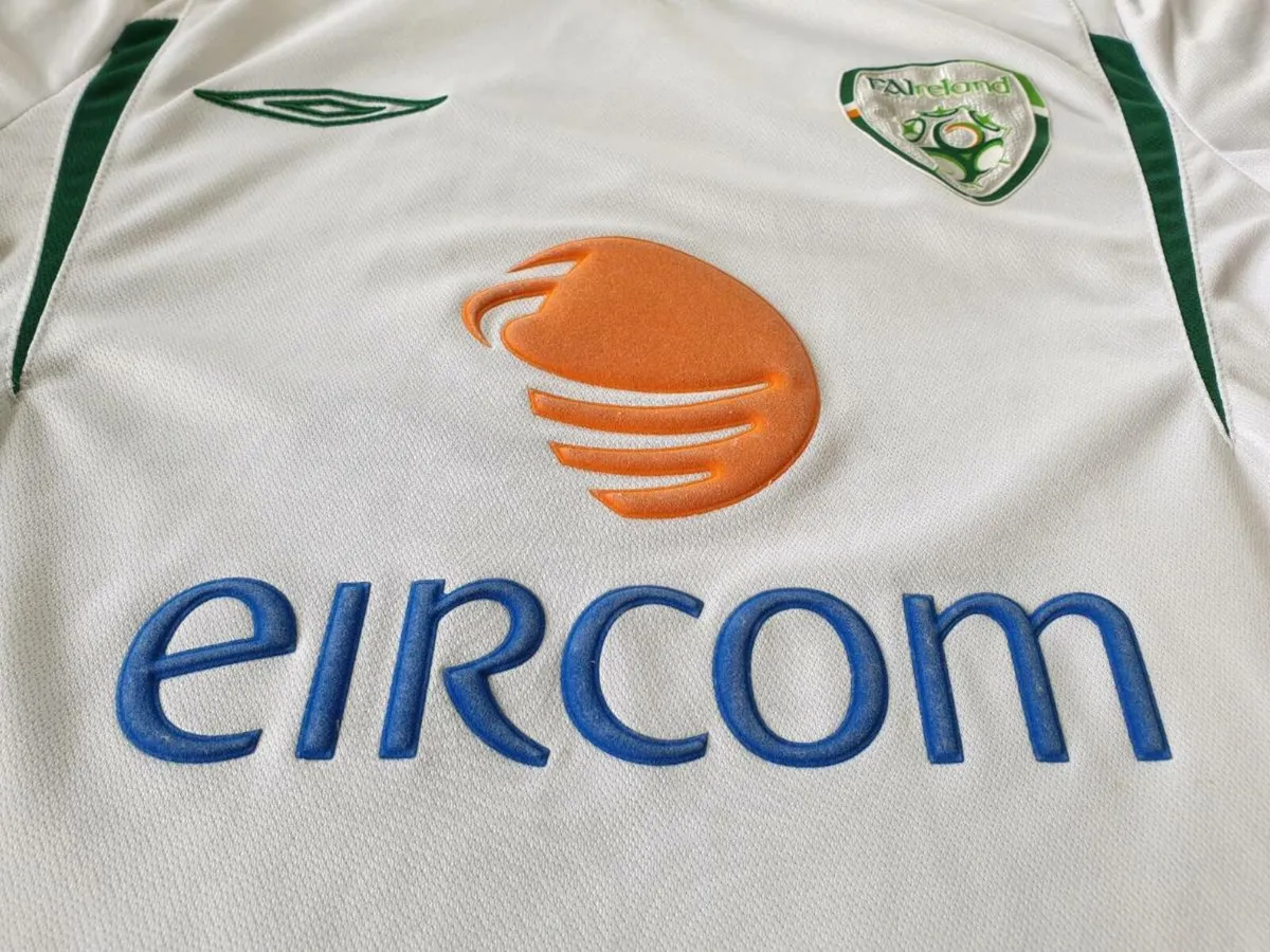 Ireland Football Long Sleeve Away Jersey 2006 2007 - Image 4