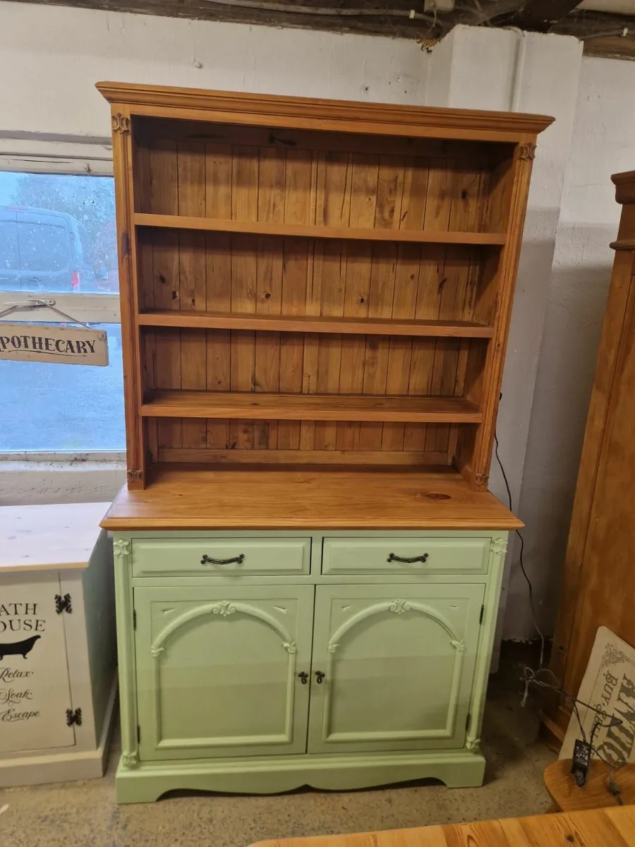 Vintage pine kitchen dresser - Image 1