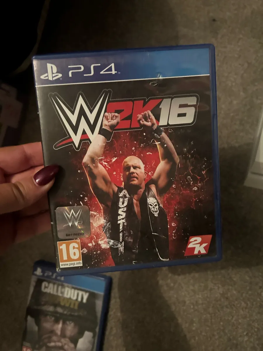 PlayStation 4 with 2 controllers & 6 games - Image 3