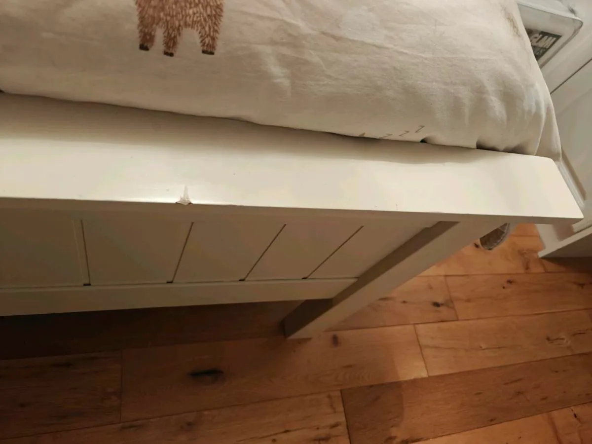 Double bed frame - cream wood - Image 3