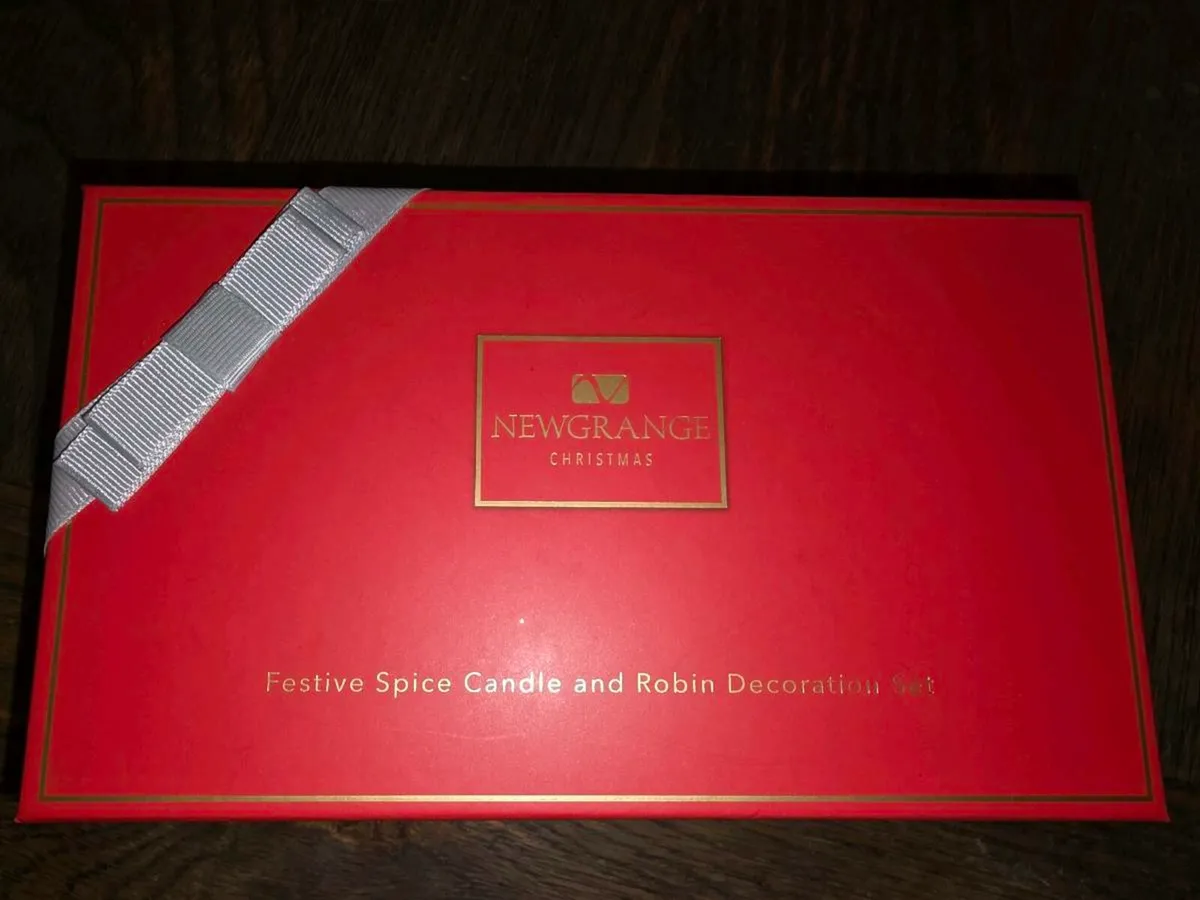 CANDLE & ROBIN DECORATION Set, 150ml SPICE Candle - Image 2