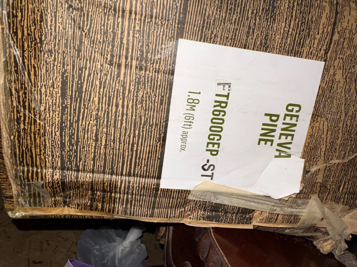 6ft Christmas Tree - Image 3