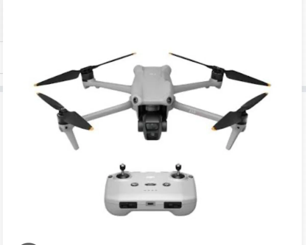 DJI Mavic Air 3 Fly More Combo