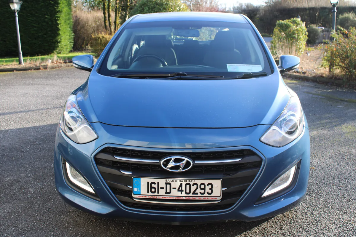 2016 HYUNDAI i30 DELUXE 1.4 5dr.  PETROL - Image 2