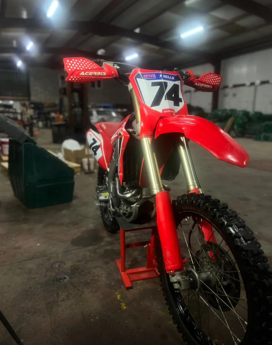 CRF 250 R - Image 1