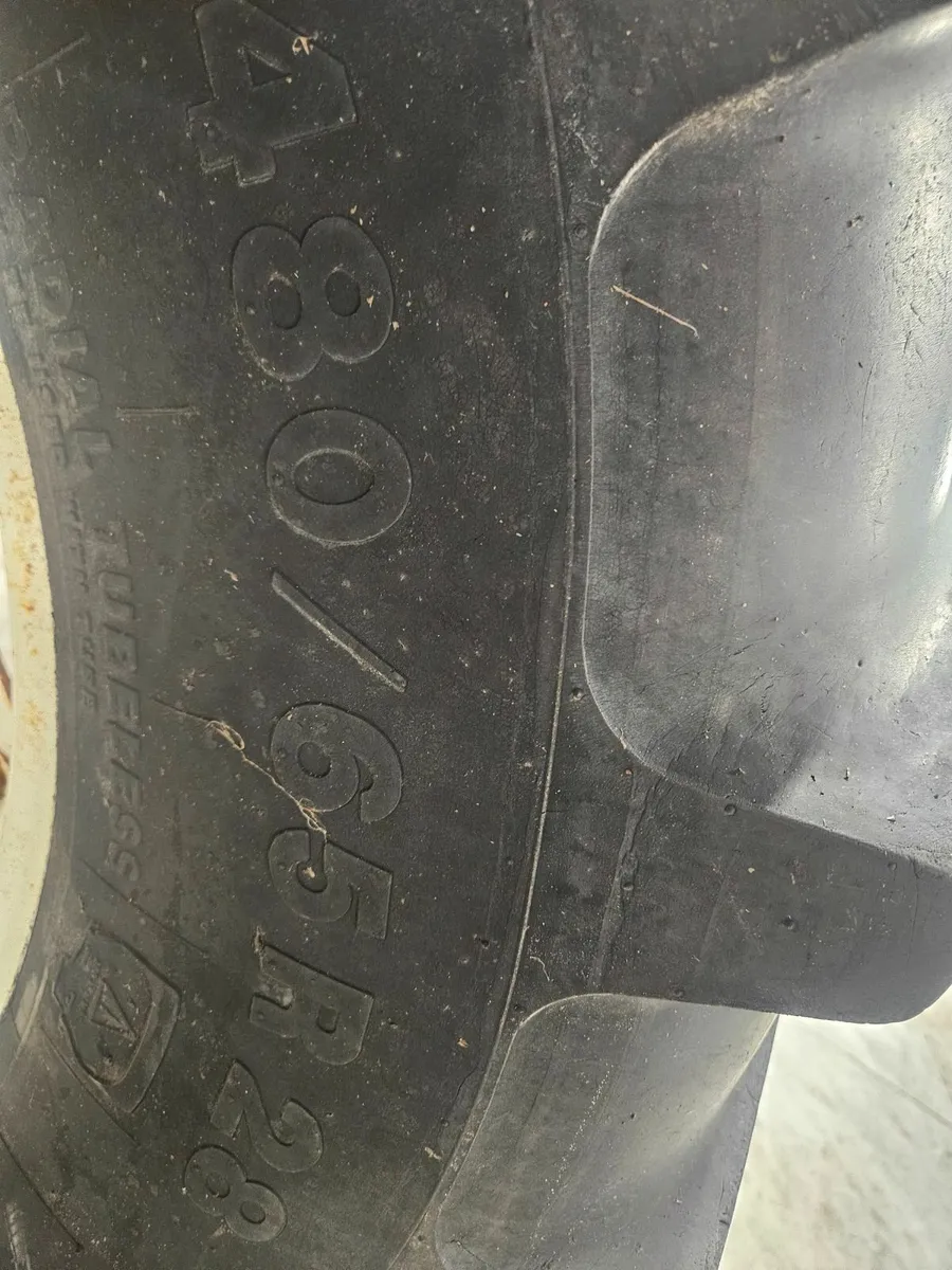 Rims and tyres for newholland/ford 600 65 38 540 - Image 3