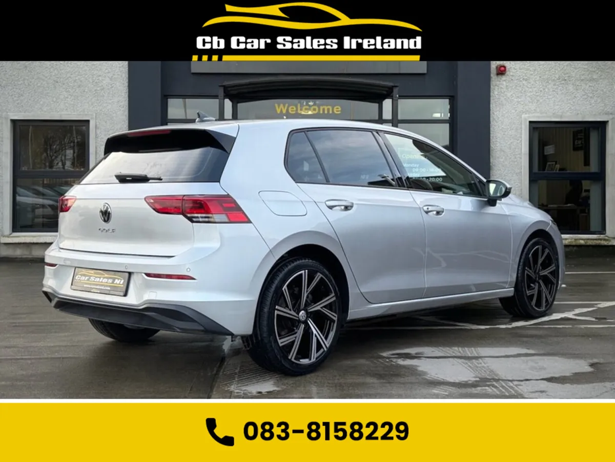 Volkswagen Golf 2.0 TDI Life Hatchback 5dr Diesel - Image 3