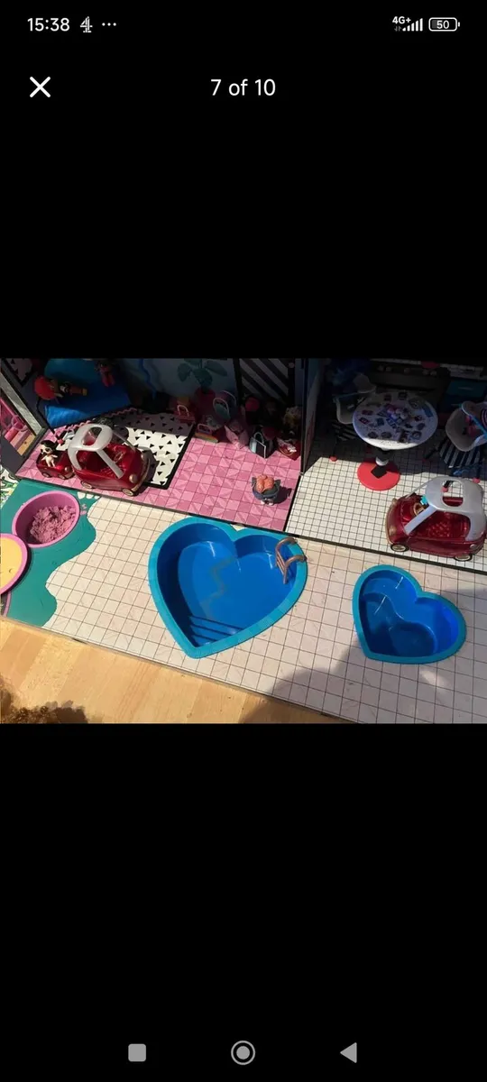 Lol house and accessories - Image 3