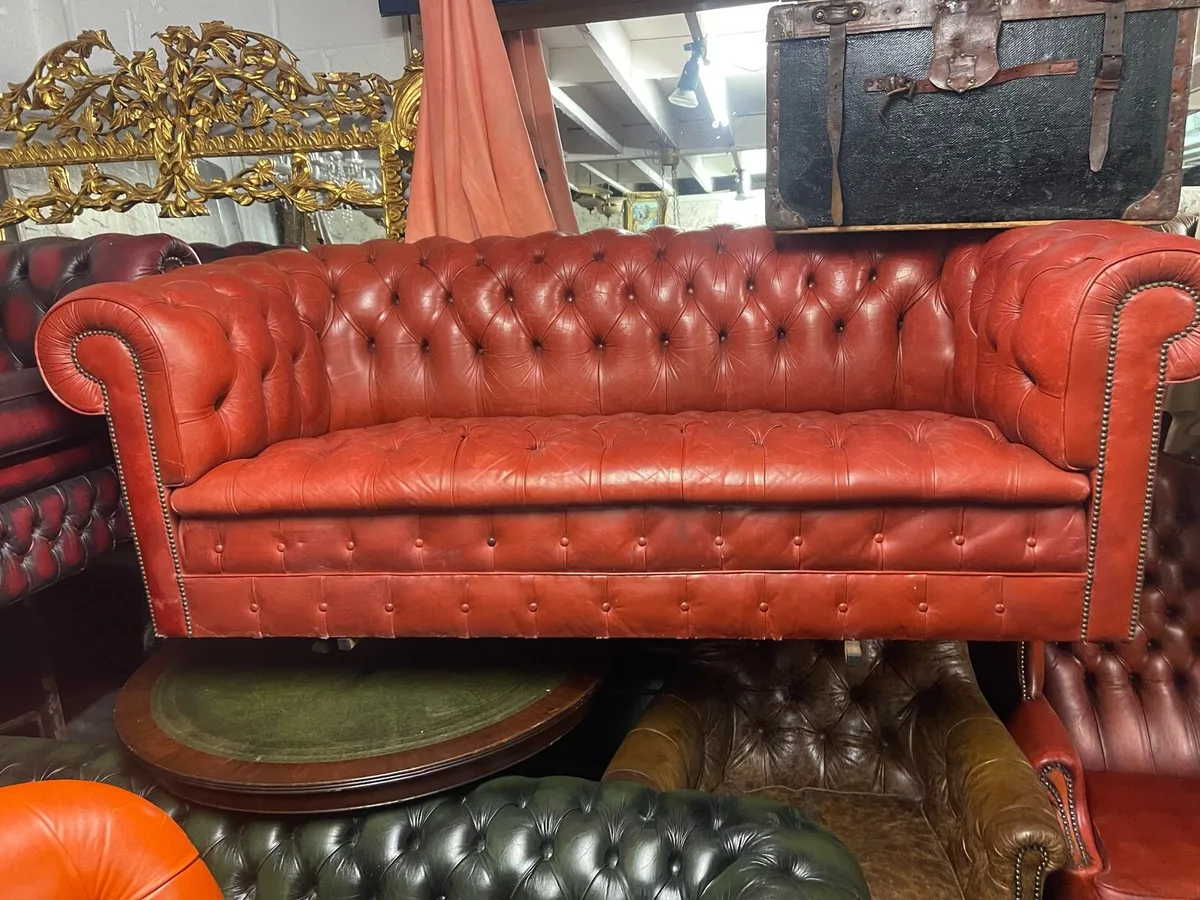 Antique original deep button Chesterfield 🎄🎄 - Image 1
