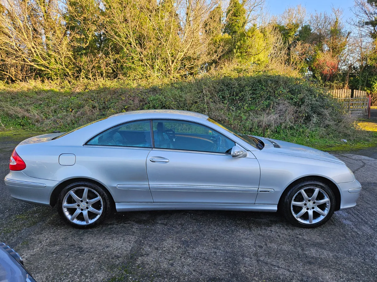 Mercedes-Benz CLK 2006 - Image 3