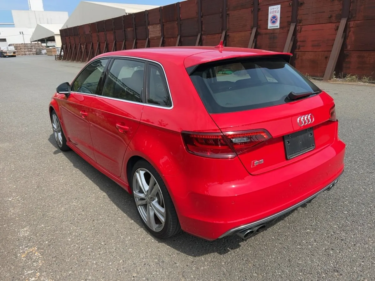 Audi S3 HATCHBACK  2.0 PETROL AUTOMATIC 5DR - Image 2