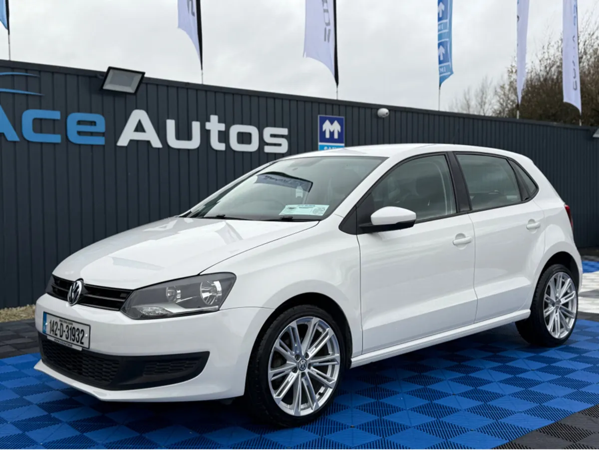 Volkswagen Polo HIGHLINE - 1.2 PETROL - AUTO - 12M - Image 3
