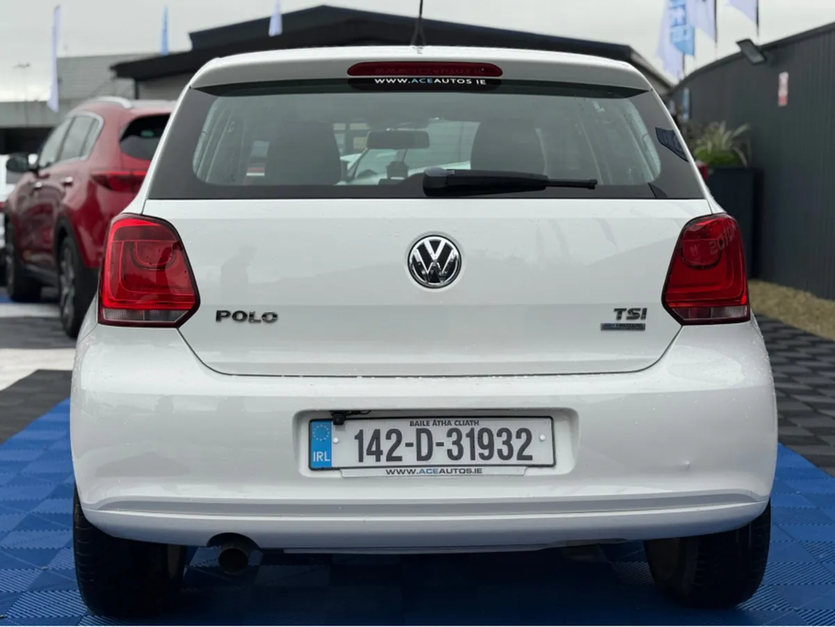 Volkswagen Polo HIGHLINE - 1.2 PETROL - AUTO - 12M - Image 4