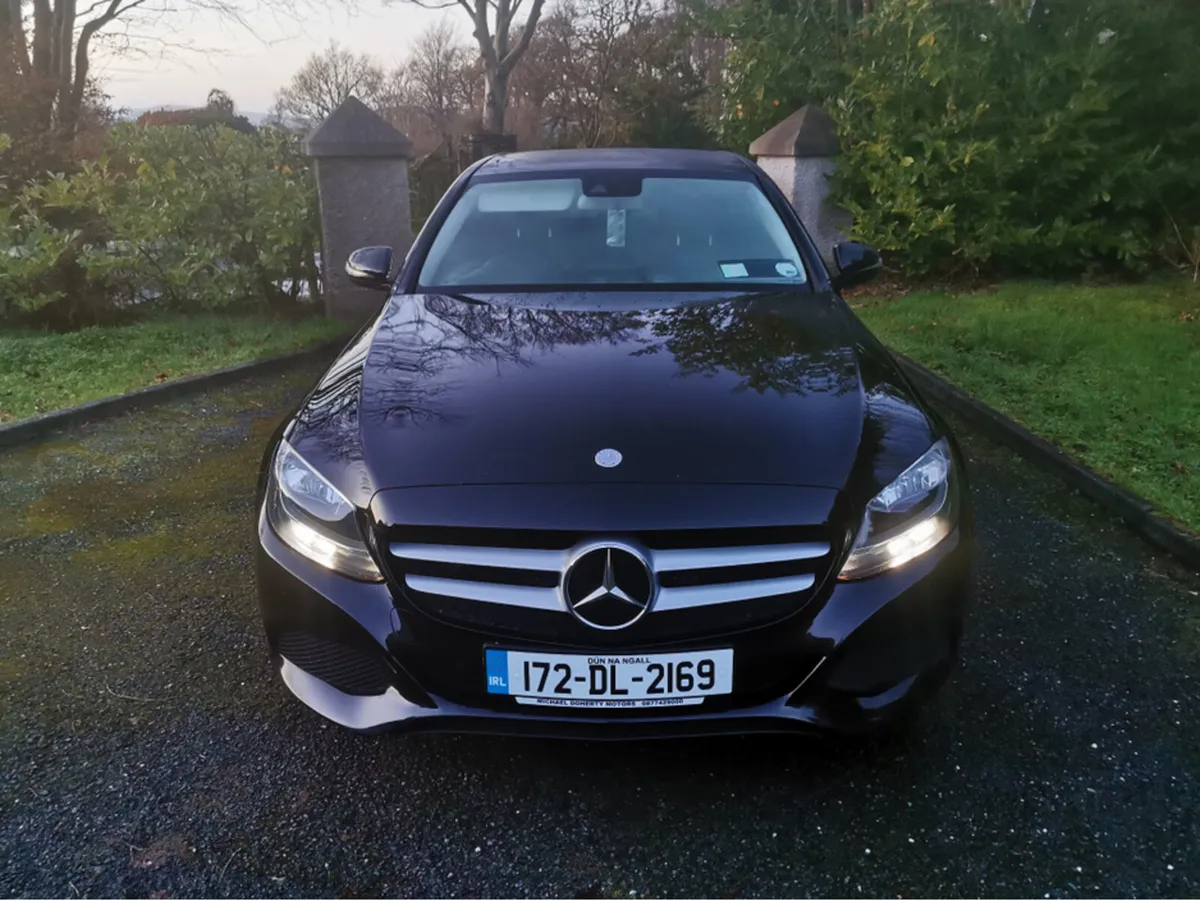 Mercedes-Benz C-Class C220 SERIES D SE - Image 3