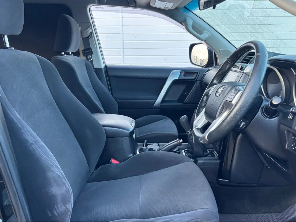 Toyota Land Cruiser LC SWB GX COMMERCIAL 2DR - Image 3