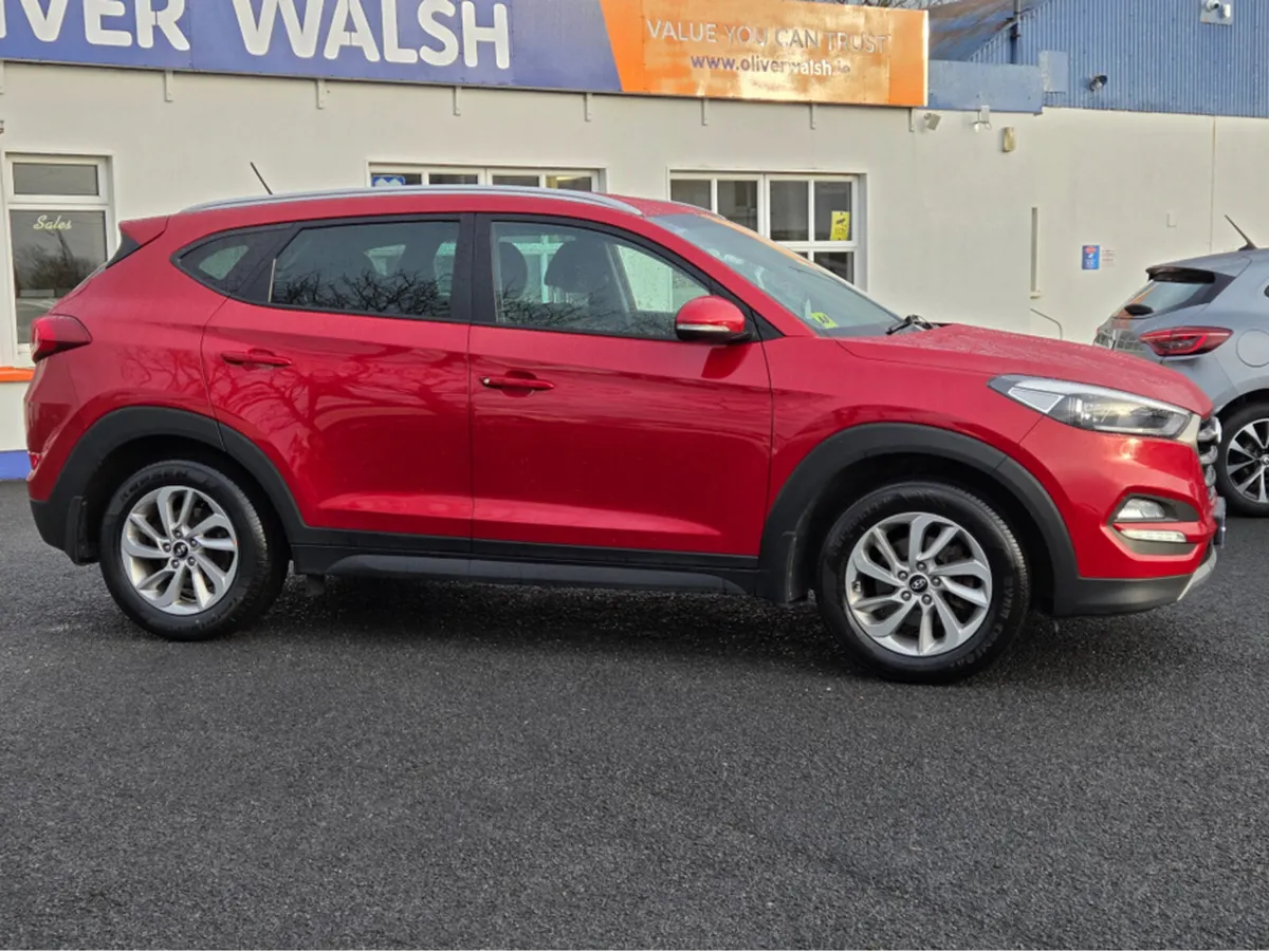 Hyundai Tucson IX35 COMFORT PLUS 5DR - Image 3