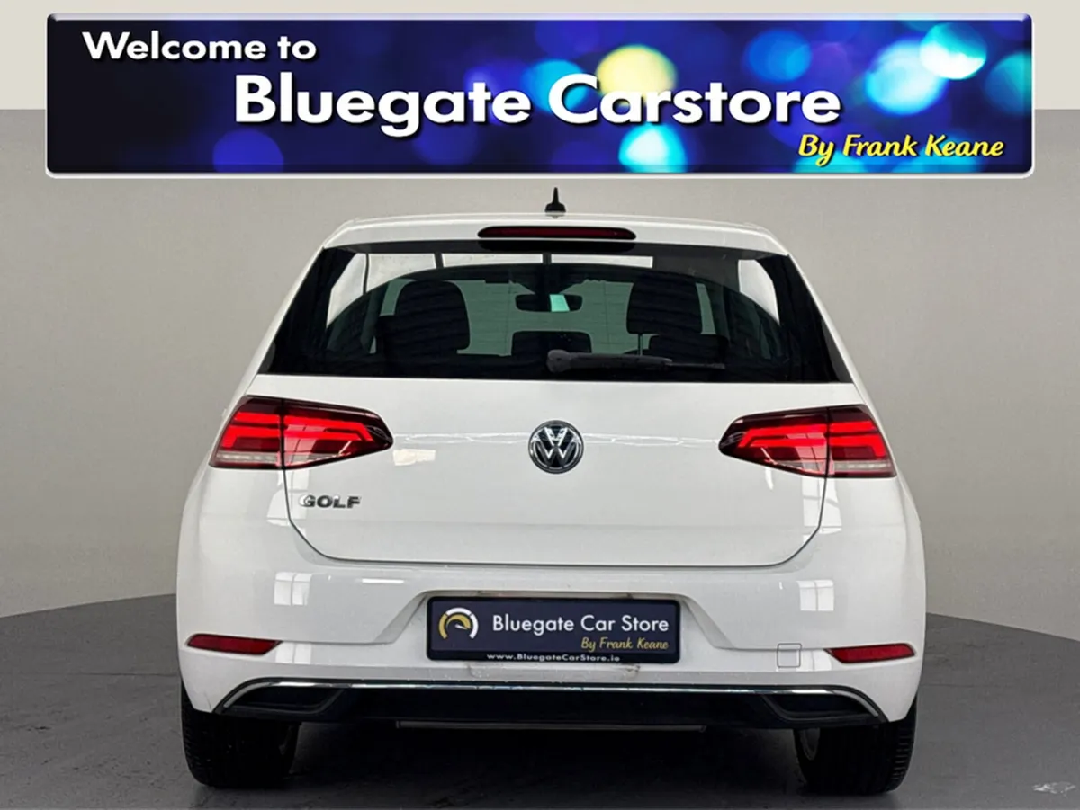 Volkswagen Golf COMFORTLINE**REVERSE CAMERA**APPLE - Image 4