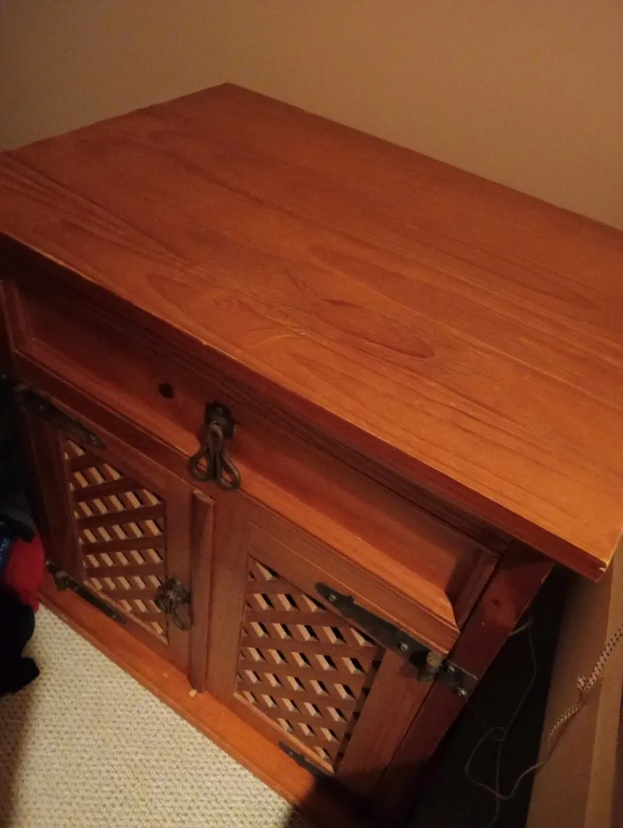 Bedside lockers - Image 4