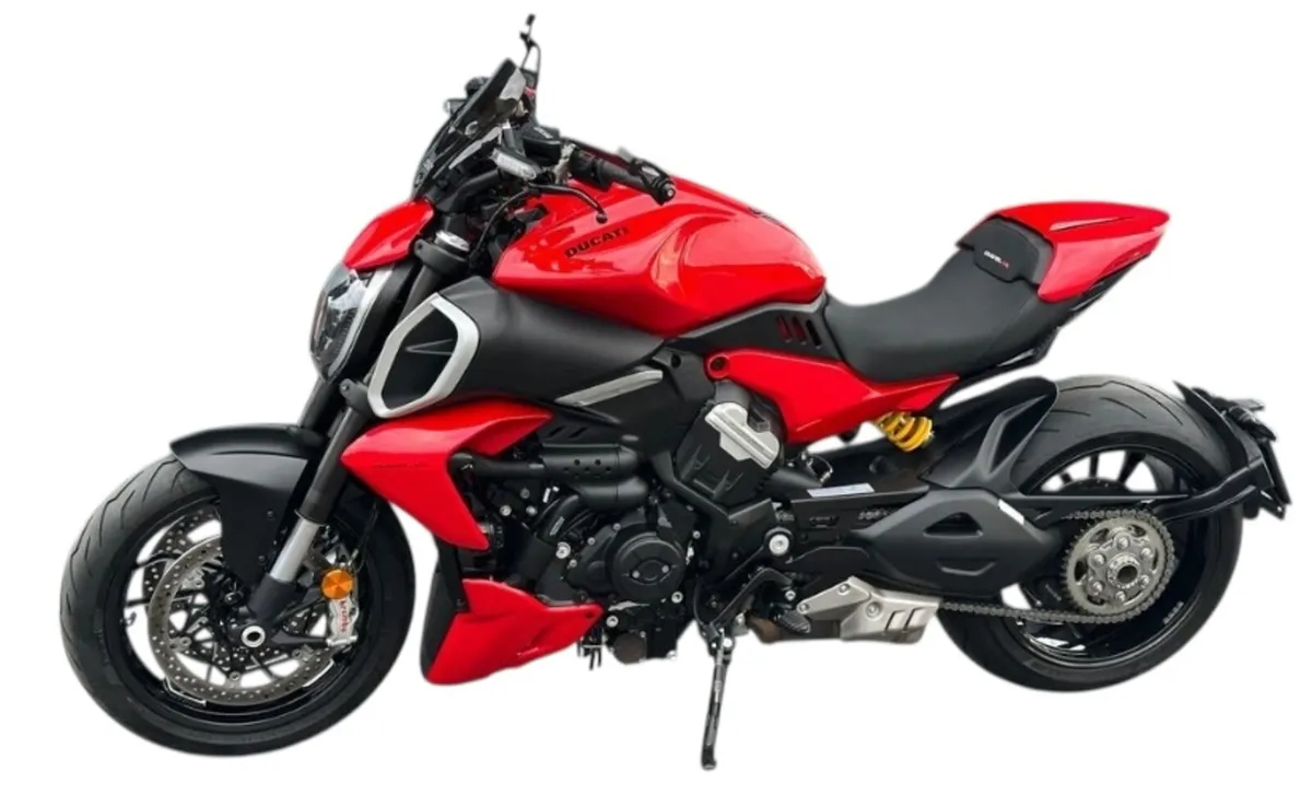 Ducati Diavel V4 „Like New” - Image 4