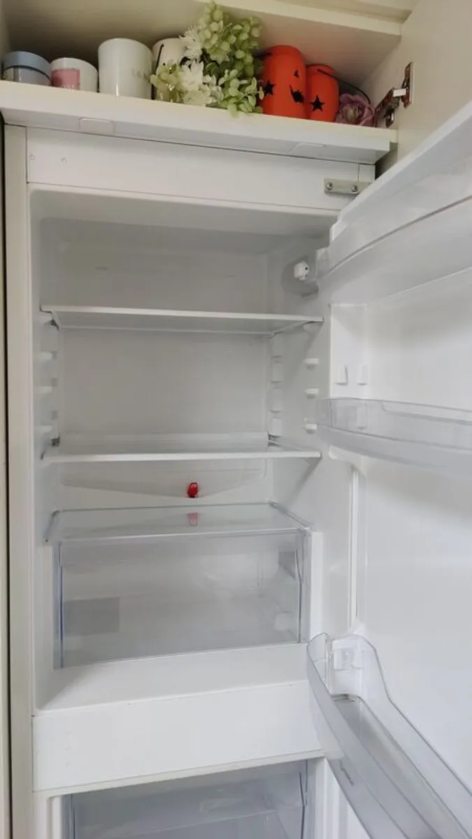 Indesit Fridge Freezer - Image 4