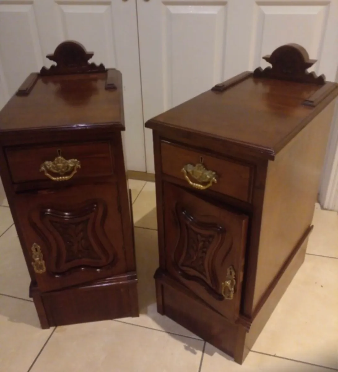 Victorian matching bedside lockers - Image 2