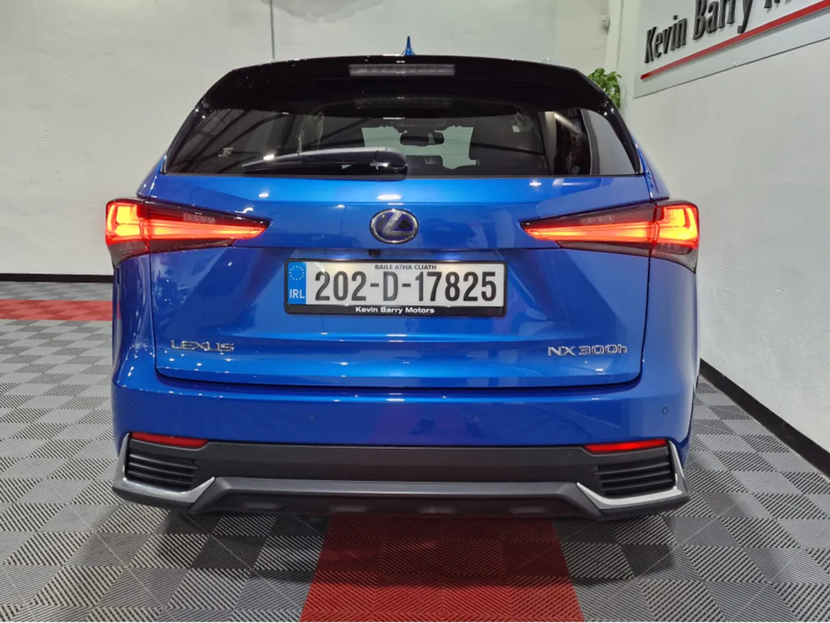 Lexus NX 2.5 HYBRID PREMIUM SPORT AUTOMATIC **TOP - Image 3